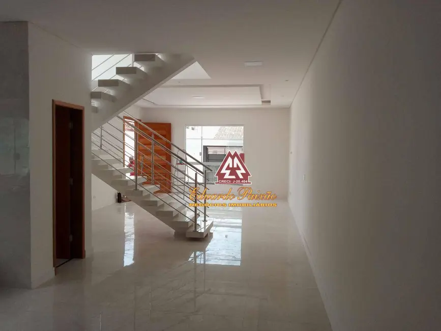 Sobrado com 3 quartos à venda, 175m2 em Guarulhos - SP - imagem 1 Foto 1 de Sobrado com 3 quartos à venda, 175m2 em Guarulhos - SP