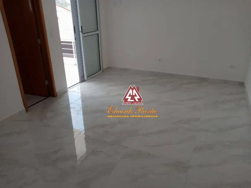 Sobrado com 3 quartos à venda, 175m2 em Guarulhos - SP - imagem 5 Foto 5 de Sobrado com 3 quartos à venda, 175m2 em Guarulhos - SP