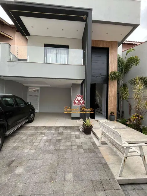 Foto 3 de Sobrado com 4 quartos à venda, 300m2 em Parque Renato Maia, Guarulhos - SP