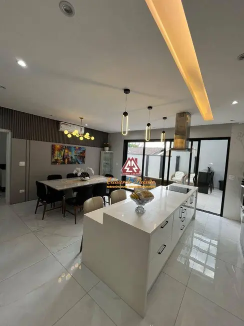 Foto 5 de Sobrado com 4 quartos à venda, 300m2 em Parque Renato Maia, Guarulhos - SP