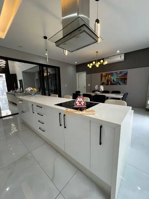 Foto 6 de Sobrado com 4 quartos à venda, 300m2 em Parque Renato Maia, Guarulhos - SP