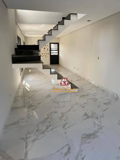 Sobrado com 3 quartos à venda, 125m2 em Jardim Santa Mena, Guarulhos - SP - imagem 1 Foto 1 de Sobrado com 3 quartos à venda, 125m2 em Jardim Santa Mena, Guarulhos - SP