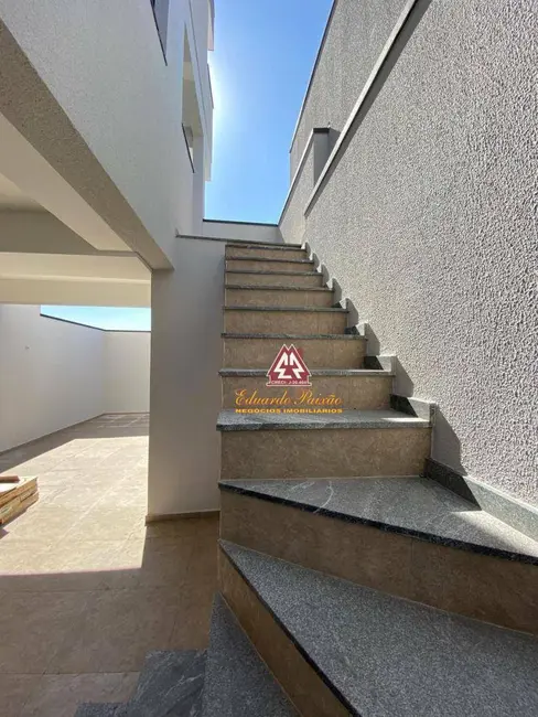 Sobrado com 3 quartos à venda, 125m2 em Jardim Santa Mena, Guarulhos - SP - imagem 5 Foto 5 de Sobrado com 3 quartos à venda, 125m2 em Jardim Santa Mena, Guarulhos - SP