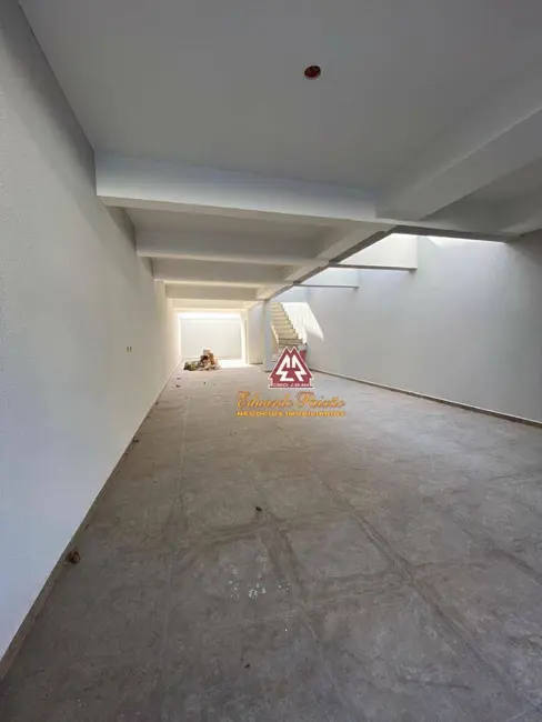 Sobrado com 3 quartos à venda, 125m2 em Jardim Santa Mena, Guarulhos - SP - imagem 2 Foto 2 de Sobrado com 3 quartos à venda, 125m2 em Jardim Santa Mena, Guarulhos - SP