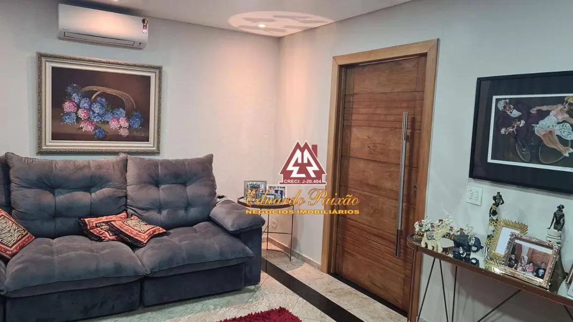 Foto 3 de Sobrado com 3 quartos à venda, 350m2 em Jardim Bom Clima, Guarulhos - SP