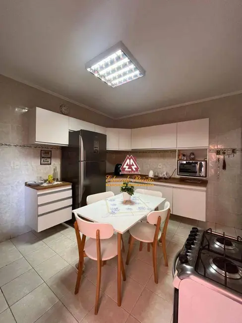 Foto 7 de Sobrado com 5 quartos à venda, 274m2 em Cidade Martins, Guarulhos - SP