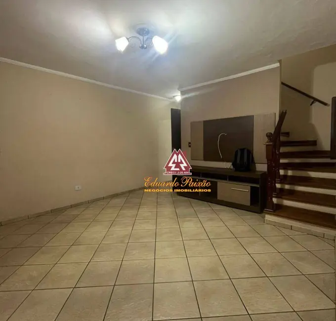Foto 1 de Sobrado com 2 quartos à venda, 120m2 em Vila Zanardi, Guarulhos - SP