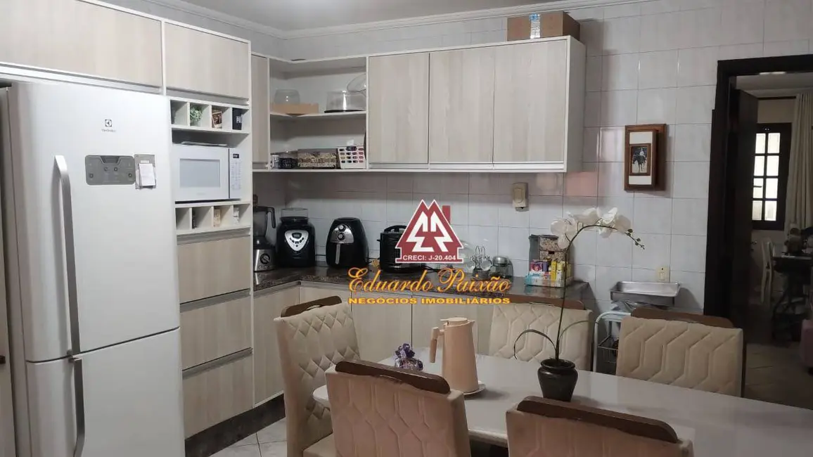 Foto 2 de Sobrado com 2 quartos à venda, 120m2 em Vila Zanardi, Guarulhos - SP