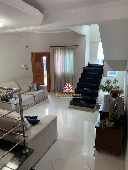 Foto 3 de Sobrado com 3 quartos à venda, 222m2 em Jardim São Ricardo, Guarulhos - SP