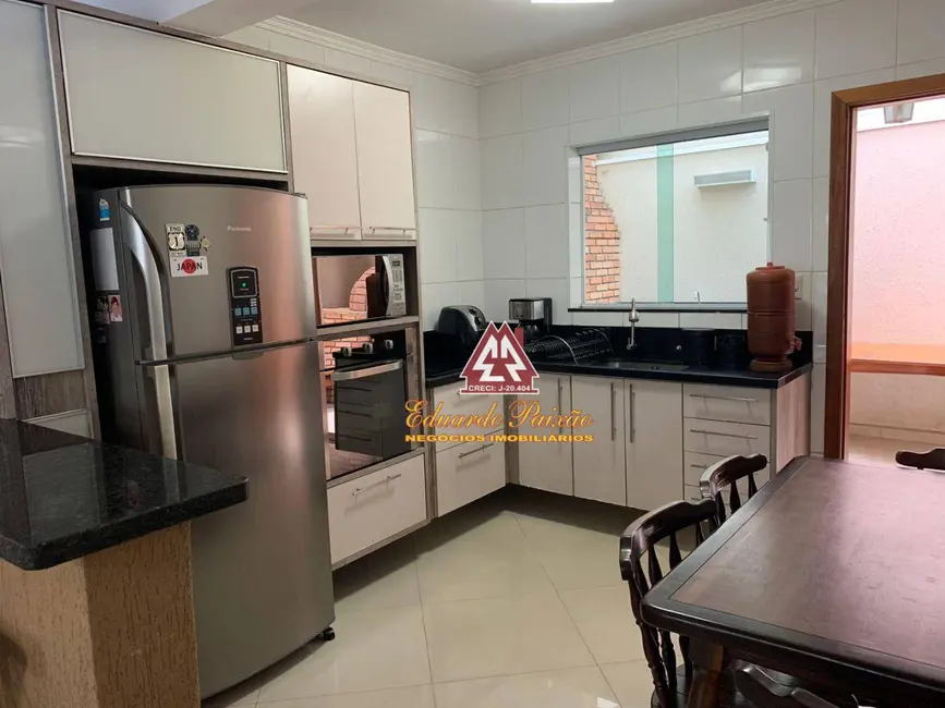 Foto 6 de Sobrado com 3 quartos à venda, 222m2 em Jardim São Ricardo, Guarulhos - SP