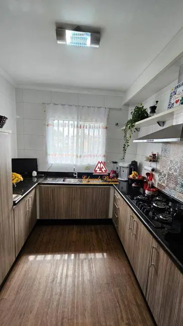 Foto 5 de Sobrado com 2 quartos à venda, 132m2 em Jardim Célia, Guarulhos - SP