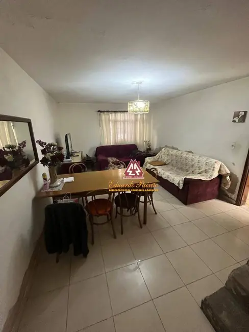 Foto 2 de Sobrado com 3 quartos à venda, 129m2 em Vila Augusta, Guarulhos - SP