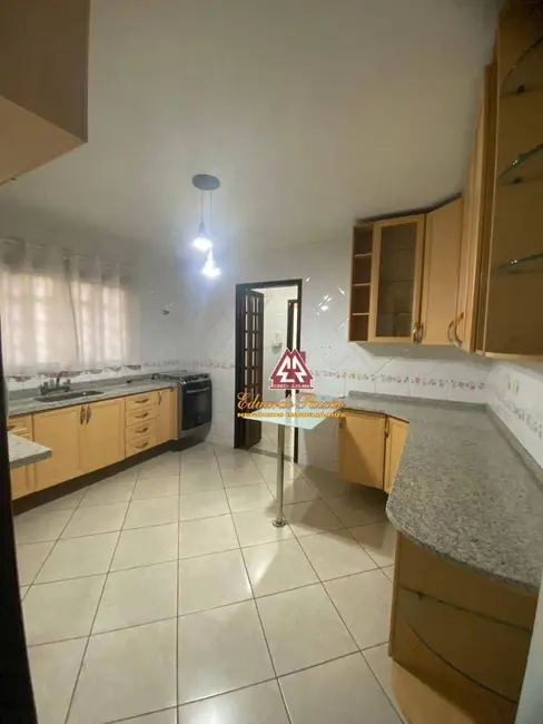 Foto 5 de Sobrado com 3 quartos à venda, 125m2 em Jardim Santa Clara, Guarulhos - SP