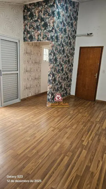 Foto 4 de Sala Comercial para alugar, 31m2 em Parque Renato Maia, Guarulhos - SP