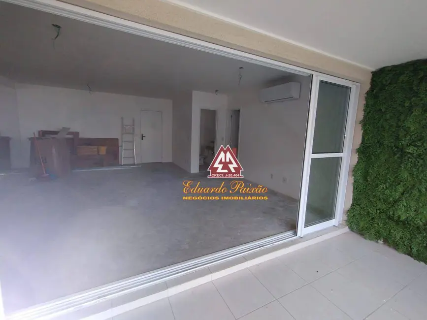 Foto 2 de Apartamento com 3 quartos à venda, 284m2 em Jardim Flor da Montanha, Guarulhos - SP