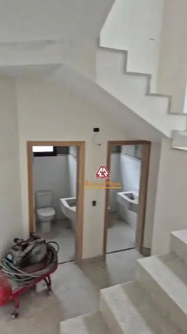 Foto 9 de Sala Comercial à venda e para alugar, 250m2 em Jardim Maia, Guarulhos - SP