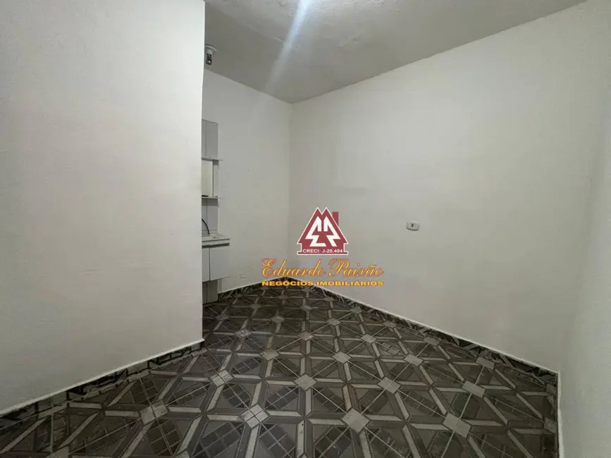 Casa com 2 quartos para alugar, 60m2 em Parque Santo Antônio, Guarulhos - SP - imagem 7 Foto 7 de Casa com 2 quartos para alugar, 60m2 em Parque Santo Antônio, Guarulhos - SP