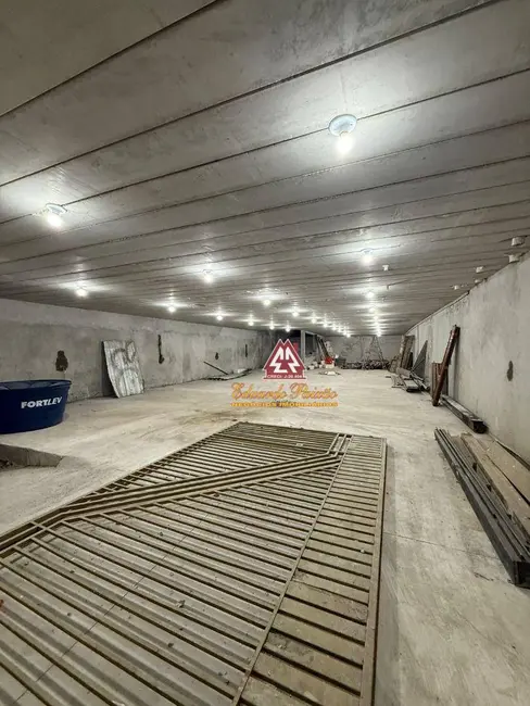 Foto 3 de Sala Comercial para alugar, 500m2 em Jardim Maia, Guarulhos - SP