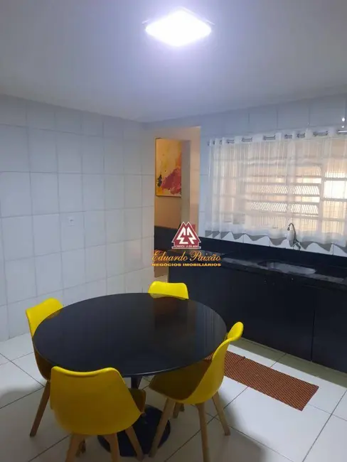 Foto 8 de Sobrado com 3 quartos à venda, 175m2 em Jardim Tijuco, Guarulhos - SP