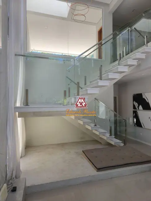 Foto 7 de Casa de Condomínio com 3 quartos à venda, 360m2 em Aruja - SP