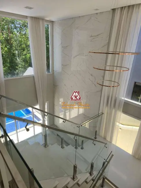 Foto 8 de Casa de Condomínio com 3 quartos à venda, 360m2 em Aruja - SP