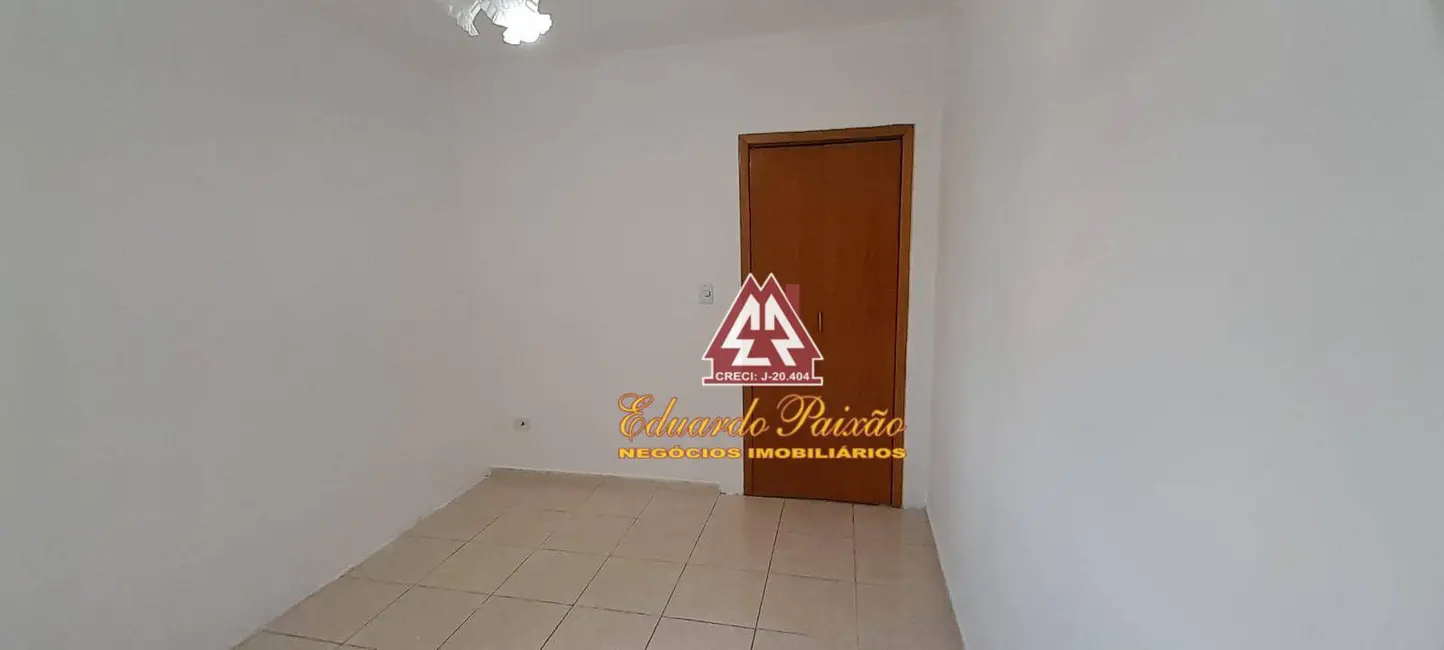 Foto 4 de Casa com 3 quartos para alugar, 100m2 em Parque Continental II, Guarulhos - SP