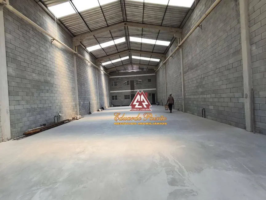 Armazém / Galpão para alugar, 370m2 em Ibura, Recife - PE - imagem 2 Foto 2 de Armazém / Galpão para alugar, 370m2 em Ibura, Recife - PE