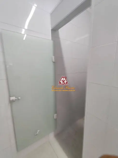 Armazém / Galpão para alugar, 370m2 em Ibura, Recife - PE - imagem 6 Foto 6 de Armazém / Galpão para alugar, 370m2 em Ibura, Recife - PE