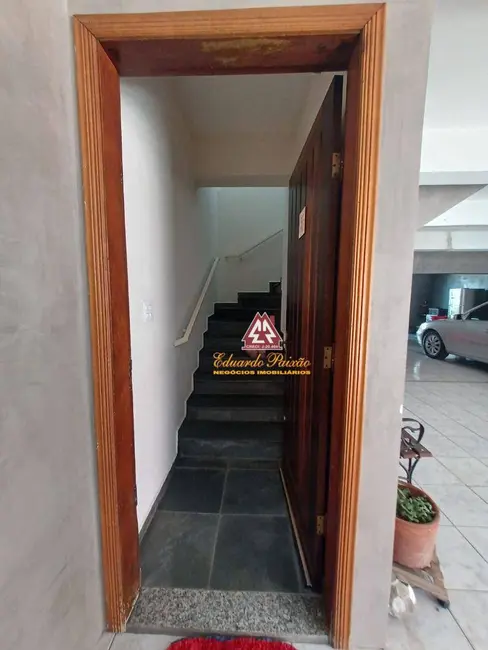 Foto 8 de Sobrado com 3 quartos à venda, 400m2 em Jardim Rosana, Guarulhos - SP