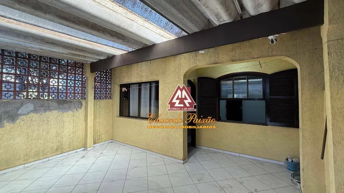 Casa com 2 quartos à venda, 111m2 em Jardim Almeida Prado, Guarulhos - SP - imagem 1 Foto 1 de Casa com 2 quartos à venda, 111m2 em Jardim Almeida Prado, Guarulhos - SP