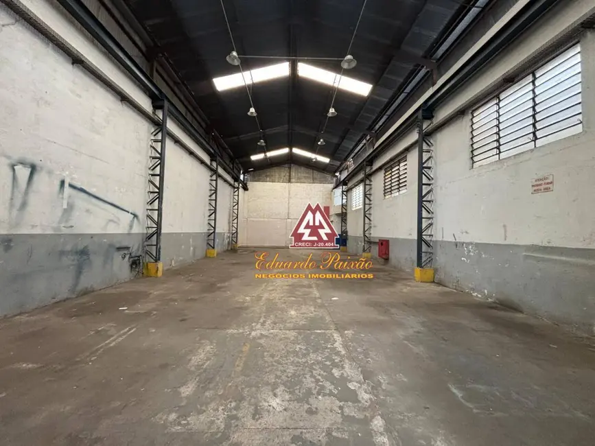 Foto 1 de Armazém / Galpão para alugar, 650m2 em Vila Itapegica, Guarulhos - SP