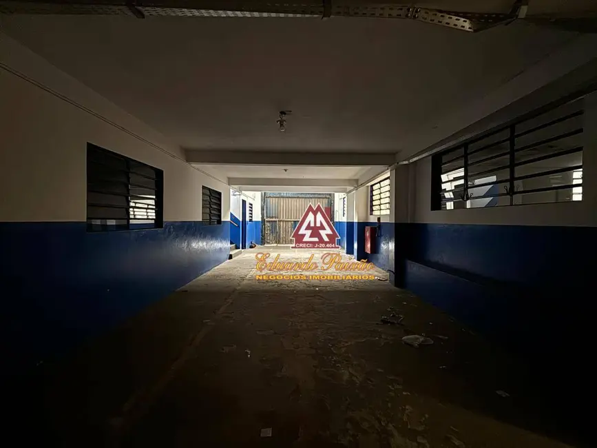 Foto 5 de Armazém / Galpão para alugar, 650m2 em Vila Itapegica, Guarulhos - SP