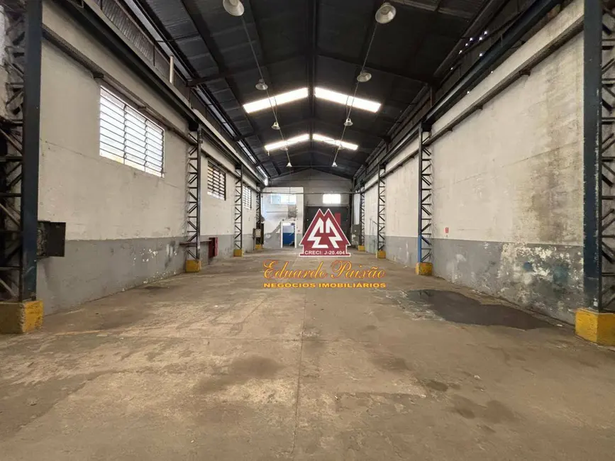 Foto 2 de Armazém / Galpão para alugar, 650m2 em Vila Itapegica, Guarulhos - SP