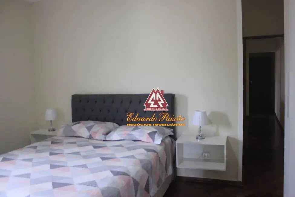 Sobrado com 5 quartos à venda, 420m2 em Gopoúva, Guarulhos - SP - imagem 8 Foto 8 de Sobrado com 5 quartos à venda, 420m2 em Gopoúva, Guarulhos - SP