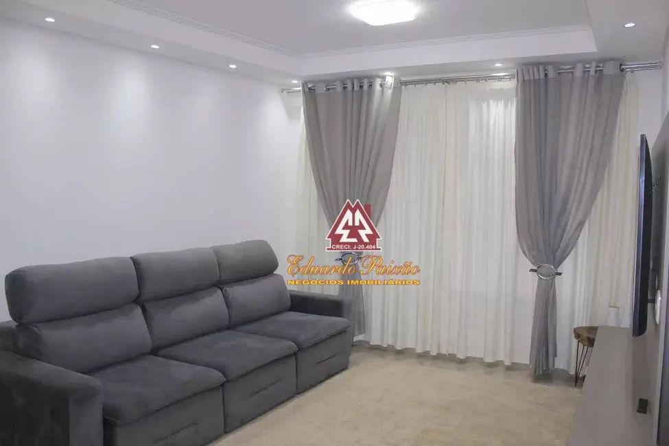 Sobrado com 5 quartos à venda, 420m2 em Gopoúva, Guarulhos - SP - imagem 1 Foto 1 de Sobrado com 5 quartos à venda, 420m2 em Gopoúva, Guarulhos - SP