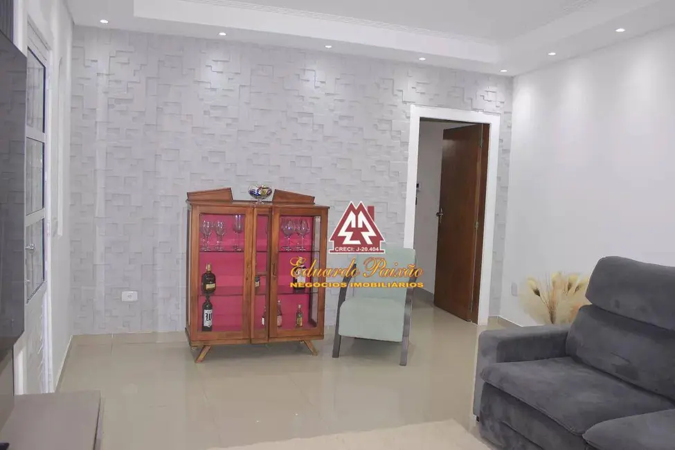 Sobrado com 5 quartos à venda, 420m2 em Gopoúva, Guarulhos - SP - imagem 2 Foto 2 de Sobrado com 5 quartos à venda, 420m2 em Gopoúva, Guarulhos - SP