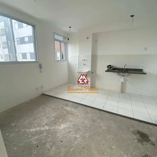 Apartamento com 2 quartos à venda, 34m2 em Vila Galvão, Guarulhos - SP - imagem 2 Foto 2 de Apartamento com 2 quartos à venda, 34m2 em Vila Galvão, Guarulhos - SP