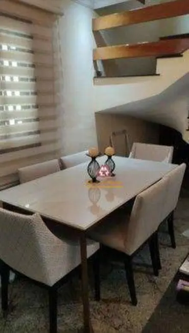 Sobrado com 3 quartos à venda, 175m2 em Jardim São Judas Tadeu, Guarulhos - SP - imagem 5 Foto 5 de Sobrado com 3 quartos à venda, 175m2 em Jardim São Judas Tadeu, Guarulhos - SP