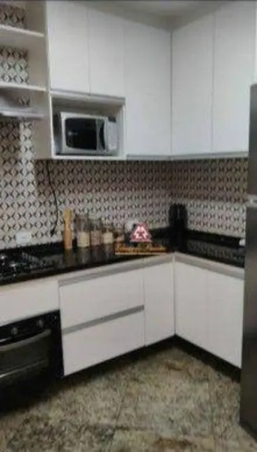 Sobrado com 3 quartos à venda, 175m2 em Jardim São Judas Tadeu, Guarulhos - SP - imagem 8 Foto 8 de Sobrado com 3 quartos à venda, 175m2 em Jardim São Judas Tadeu, Guarulhos - SP