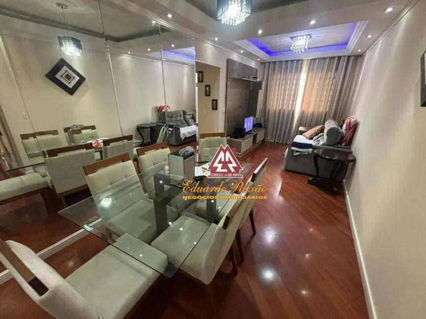 Foto 1 de Apartamento com 2 quartos para alugar, 70m2 em Vila Galvão, Guarulhos - SP