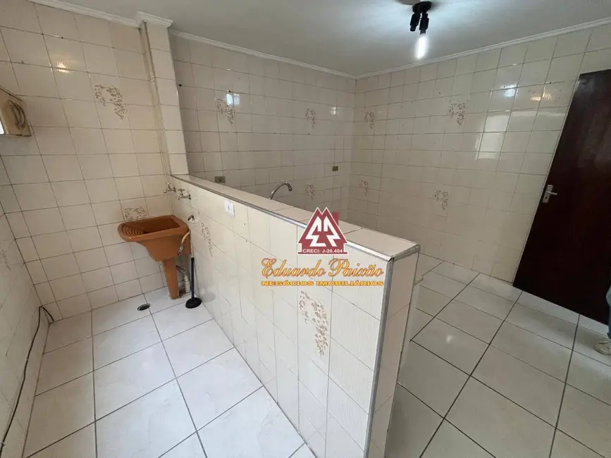 Foto 5 de Apartamento com 2 quartos para alugar, 70m2 em Jardim Terezópolis, Guarulhos - SP