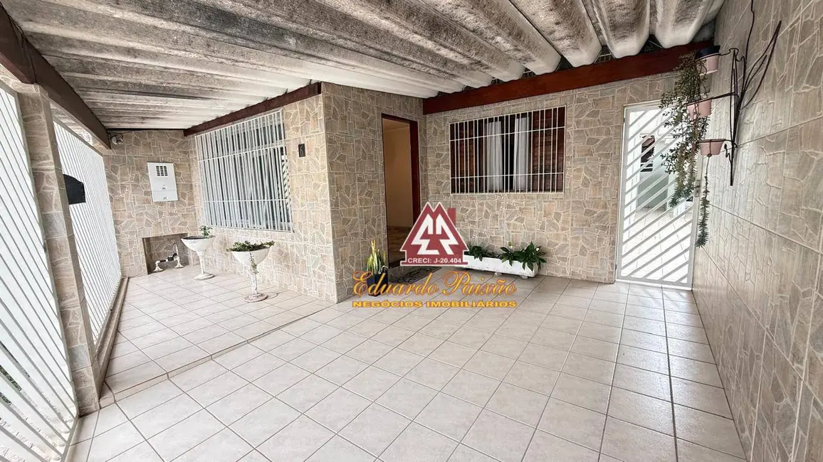 Foto 1 de Casa com 2 quartos à venda, 300m2 em Vila Nilo, São Paulo - SP