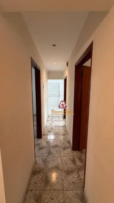 Foto 4 de Casa com 2 quartos à venda, 300m2 em Vila Nilo, São Paulo - SP