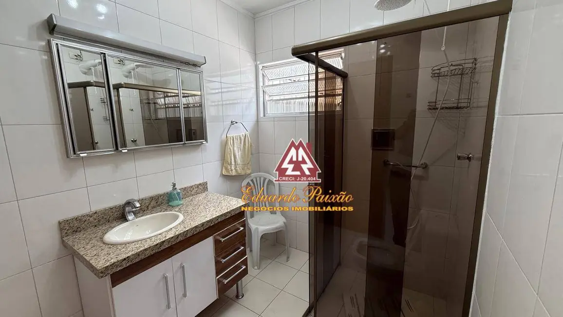Foto 8 de Casa com 2 quartos à venda, 300m2 em Vila Nilo, São Paulo - SP