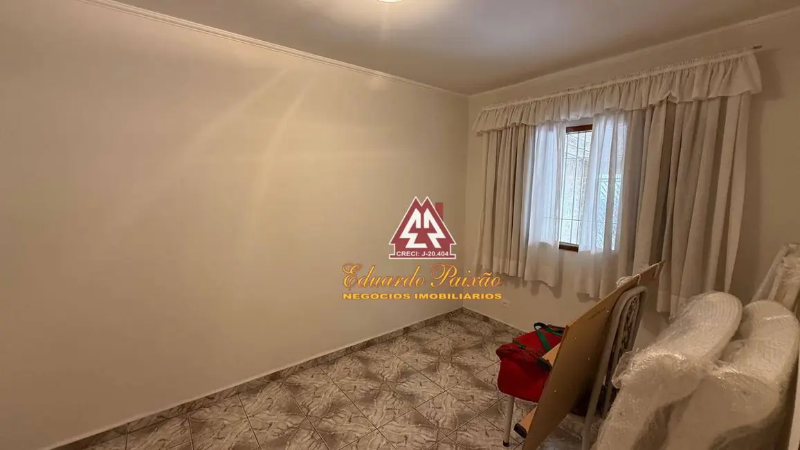 Foto 9 de Casa com 2 quartos à venda, 300m2 em Vila Nilo, São Paulo - SP