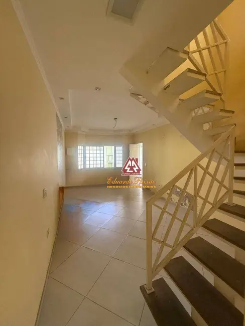 Foto 3 de Sobrado com 3 quartos à venda, 140m2 em Jardim Valéria, Guarulhos - SP