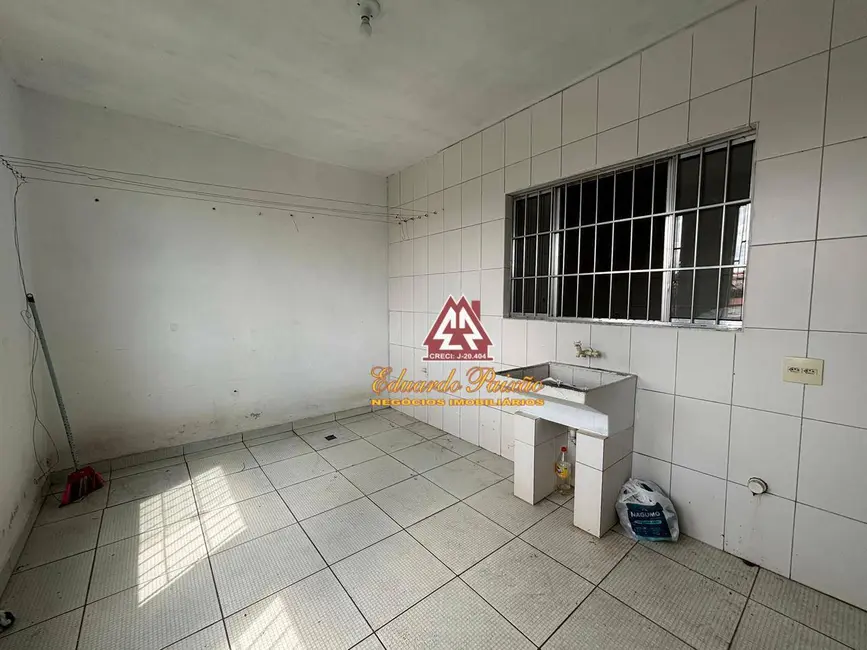 Foto 2 de Casa com 2 quartos para alugar, 100m2 em Parque Continental I, Guarulhos - SP