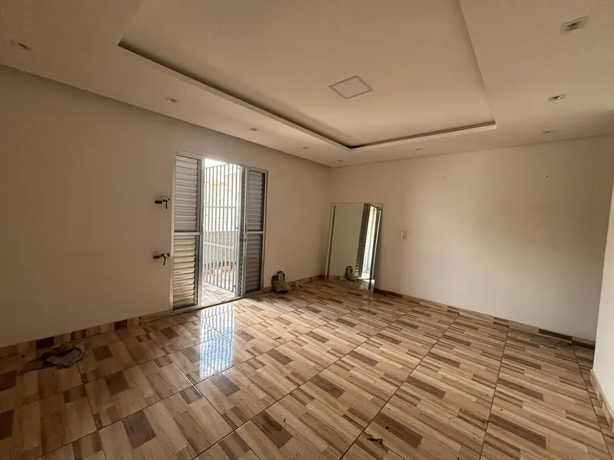 Foto 2 de Casa com 3 quartos para alugar, 150m2 em Parque Continental I, Guarulhos - SP