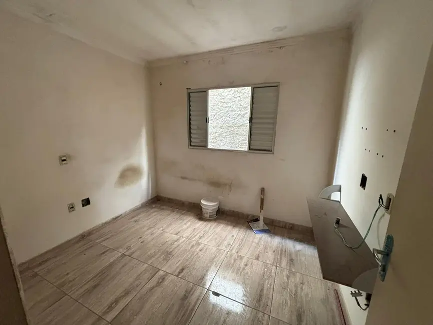 Foto 9 de Casa com 3 quartos para alugar, 150m2 em Parque Continental I, Guarulhos - SP
