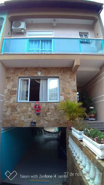 Sobrado com 3 quartos à venda, 177m2 em Parque Continental I, Guarulhos - SP - imagem 1 Foto 1 de Sobrado com 3 quartos à venda, 177m2 em Parque Continental I, Guarulhos - SP